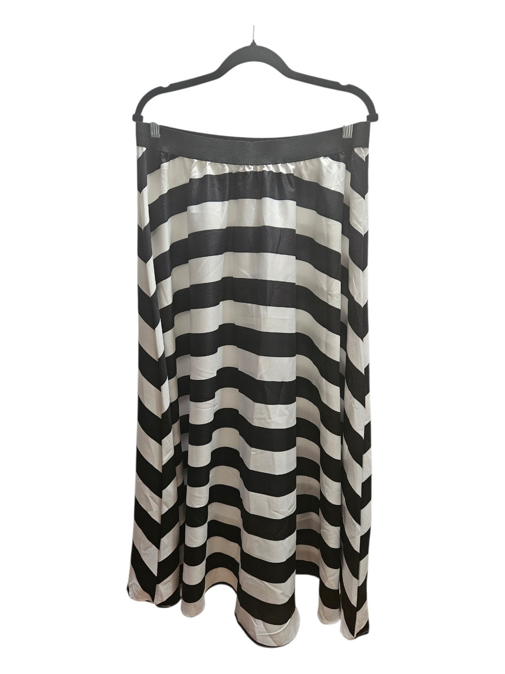 Black and White Horizontal Striped Maxi Skirt Size XL